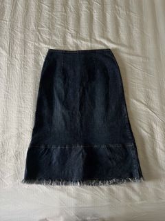 Dark navy denim blue washed mid low waist rise basic casual midi skirt