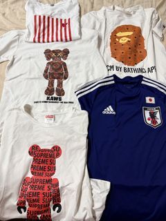 A bundle of 5 pcs tee for ladies size S