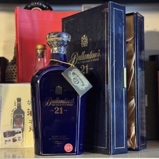 700ml Ballantine's 21 Year Rare Aged Scotch Whisky Vintage Wade Cobalt Blue Porcelain Decanter With Case Booklet Sealed Collector 威士忌 not Chivas Royal Salute Johnnie Walker Blue 18 25 Year Whiskey