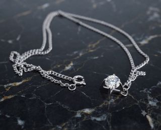 Made in Italy sparkling solitaire necklace ! Daily fashion