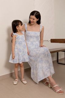  LOVET ENVIE PADDED RUFFLE RUCHED EYELET INSERT TIERED MAXI DRESS (PORCELAIN BLUE)