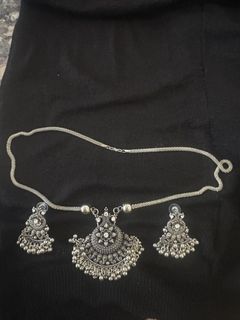 Ornate costume jewellery set necklace and earrings