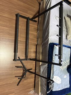Guitar stand 