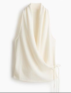 (Sold out) H&M Textured Wrap Top