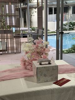 [Wedding/Birthday] Table flowers+White Tablecloth+Pink Table Lace Decoration