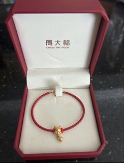 Chow Tai Fook Disney Charm Bracelet
