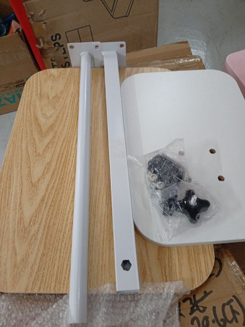Side defect wood table (Category: Tables & Sets) located in Singapore. Submitted by pw.sg (Listing ID 1455559697, Image 3). Description: Wood colour side defect table 39x29top 31x26 bottom 20.6cm.