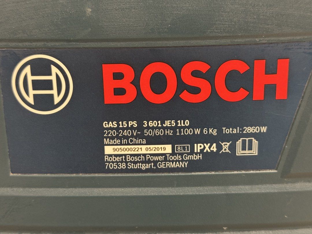 Bosch pro vacuum gas 15 ps heavy duty (Category: Vacuum Cleaner & Housekeeping) located in Singapore. Submitted by xavier231 (Listing ID 1455827010, Image 3). Description: Up for sale is the Bosch vacuum gas 15 PS pro heavy duty shop vac. I used it really sparingly. It was connected to my tablesaw and I only used it when the Table Saw was on. It's still in great condition and works perfectly comes with a hose, a cyclone separator and the vacuum e