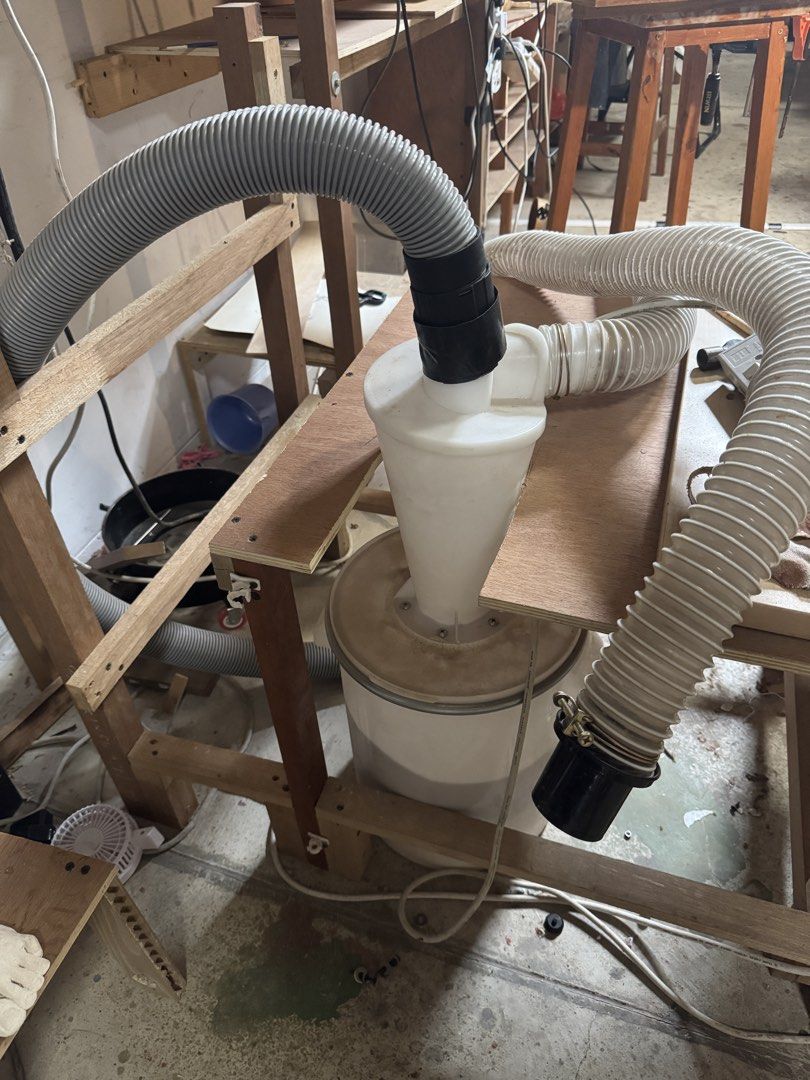 Bosch pro vacuum gas 15 ps heavy duty (Category: Vacuum Cleaner & Housekeeping) located in Singapore. Submitted by xavier231 (Listing ID 1455827010, Image 6). Description: Up for sale is the Bosch vacuum gas 15 PS pro heavy duty shop vac. I used it really sparingly. It was connected to my tablesaw and I only used it when the Table Saw was on. It's still in great condition and works perfectly comes with a hose, a cyclone separator and the vacuum e