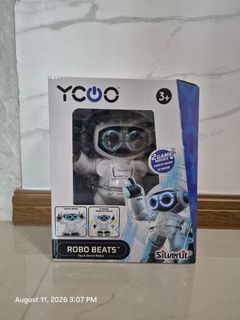 YCOO Robo Beats Tap & Dance Robot Silverlit