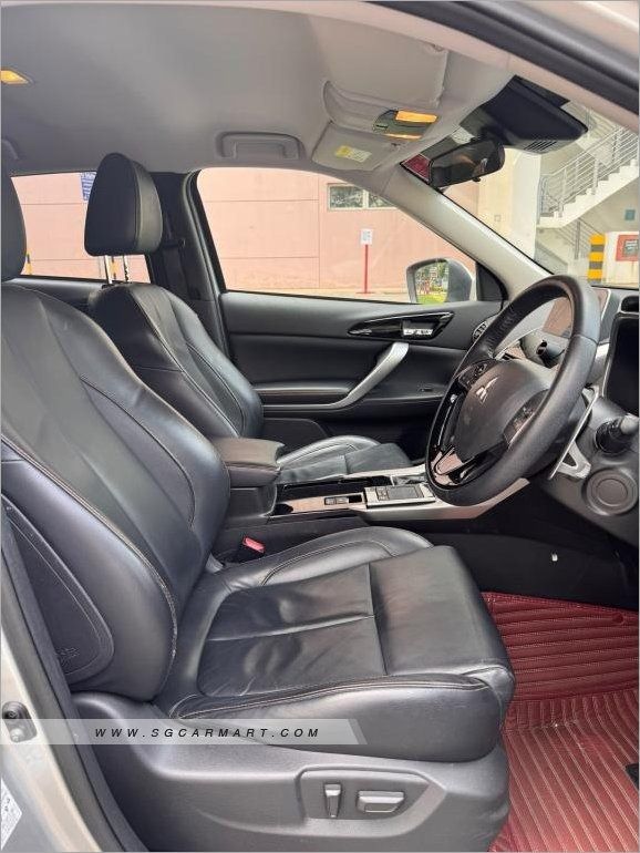 Mitsubishi Eclipse Cross 1.5T Sports S/R (A) (Category: Used Cars) located in Singapore. Submitted by carzworld.pteltd (Listing ID 1455927108, Image 6). Description: Viewing Strictly By Appointment Only! Low Interest Rate & Flexible Bank / In House Loan Available All Trade-In Are Welcome Message to: 💬96437773 Features Powerful 1.5L MIVEC turbocharged engine, 8 speed automatic transmission, producing 160bhp, 250nm torque, keyless entry/start. Acc