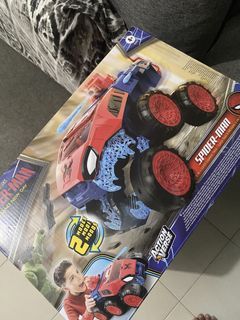 Spider-Man Action Verse 2-in-1 Transforming Monster Truck Toy