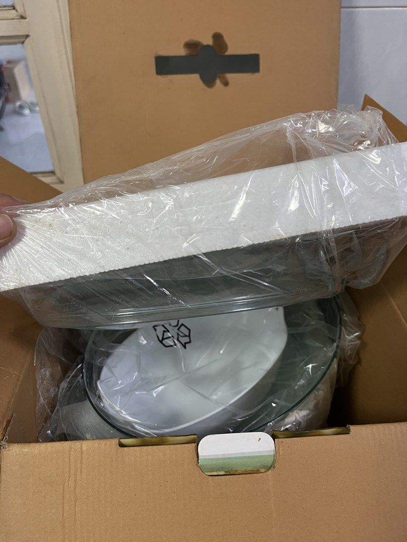 Tecno Electric Steamer Model TES-9688 (Category: Irons & Steamers) located in Singapore. Submitted by wei5470 (Listing ID 1455900879, Image 2). Description: - Tecno Electric Steamer (Model: TES-9688) - 2 Glass Steaming Tiers - Powerful 900W - Safety Mark Certified - Ideal for steaming vegetables, seafood, and more - Box opened, but item is new and unused.
