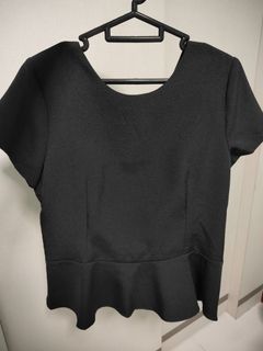 ❤️ Size M Black Peplum Blouse Top ❤️
