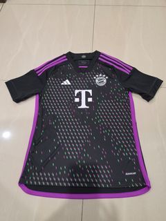 Authentic Bayern Munich 22/23 Aeroready Football Jersey