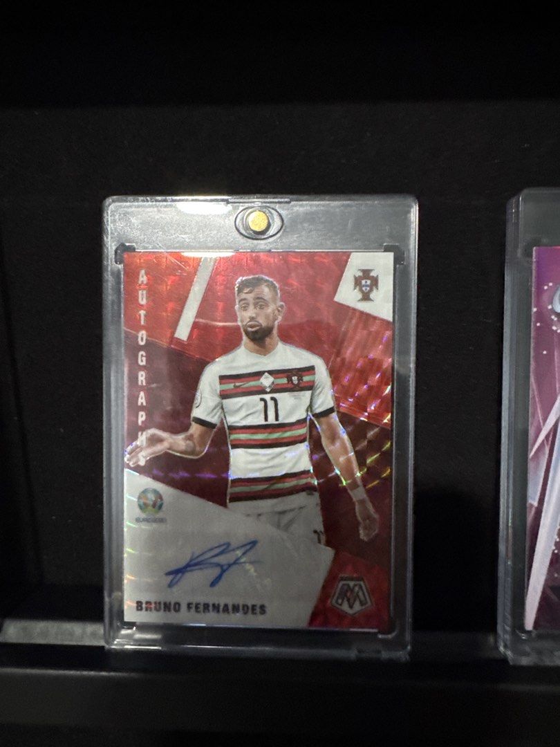 Bruno Fernandes (Category: Raw Cards) located in Singapore. Submitted by bananasonchicken (Listing ID 1456145795, Image 1). Description: free mailing.