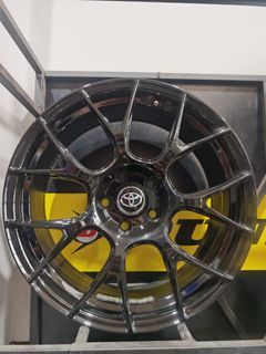 18"Lightwheel Design Rim 5x114.3 (only use 3day)