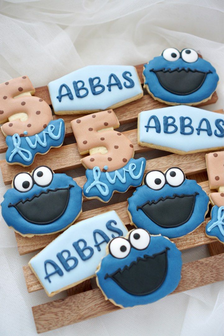 Birthday Icing Cookies Character | Sugar Cookie (Category: Homemade Bakes) located in Singapore. Submitted by cottonchocolate (Listing ID 1453325581, Image 2). Description: 🍪 Custom cookies according to design ✅ Price starts from $5 and varies depending on design (please chat to check price) ✅ Minimum order of 15 cookies ✅ Standard delivery at $5 per 15 cookies Cookies will be packed in a standard clear plastic. There will be extra charge for bo