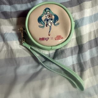Hatsune Miku x Nissin Cup Noodles collaboration coin purse featuring a mint green wrist strap