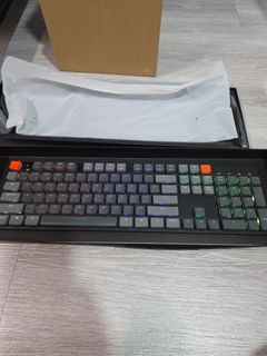 Keychron K1 Wireless

Mechanical Keyboard (Version 4) - 104-key / RGB Backlight

Aluminum Body / Gateron Low Profile Brown