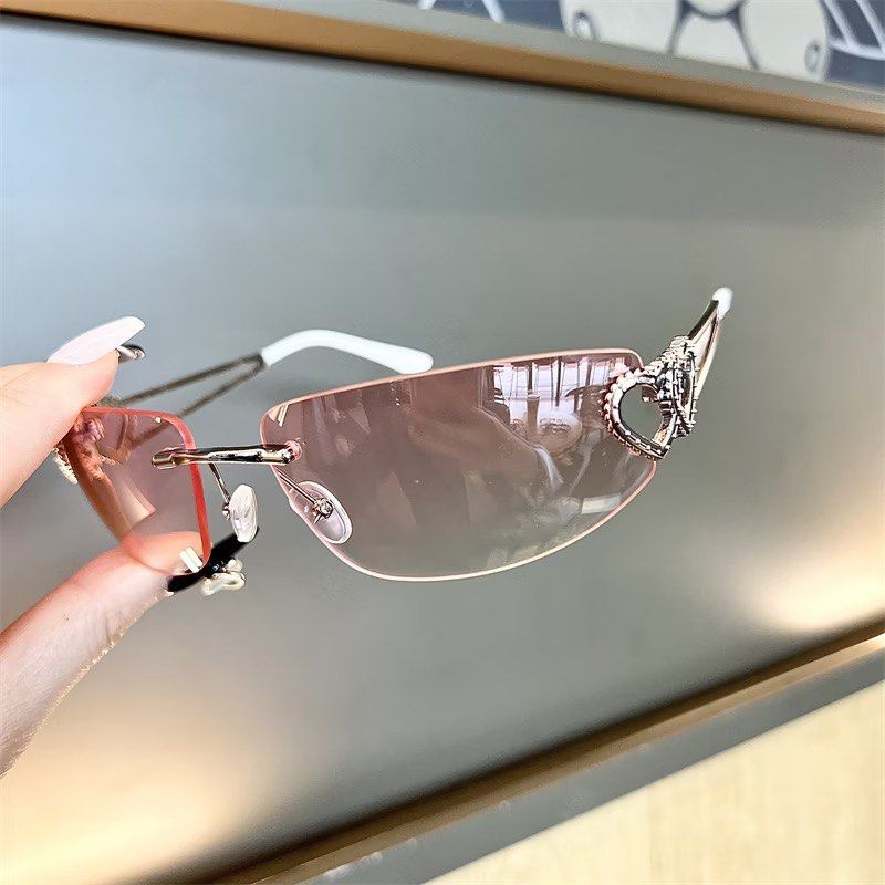 y2k sunnies sunglasses (Category: Sunglasses & Eyewear) located in Singapore. Submitted by y2kqueen (Listing ID 1453374983, Image 6). Description: PREORDER colours: black, silver, orange, purple, pink, brown.