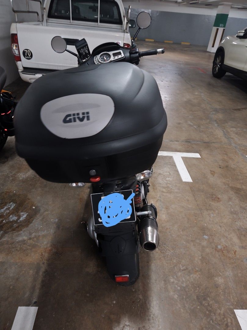 Gilera St 200 (Category: Class 2B) located in Singapore. Submitted by tame.5 (Listing ID 1456733842, Image 3). Description: Good working condition, All needed to be done already did Full service new tyres all oil flushed new water pump and cabrator. Engine original only did top overhaul 3 years ago to change the gasket cause I planning to ride long. Genuine millage around 58 k. Touch and go "PRICE NON NEGO NO TRADE " Exhaust is approved but cert 