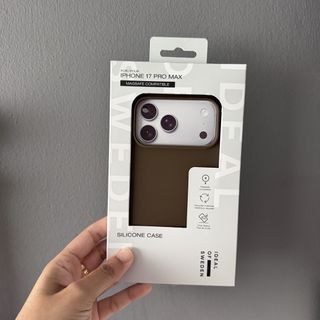 Ideal Of Sweden Silicone Case MagSafe iPhone 17 Pro Max - Mocha Mousse