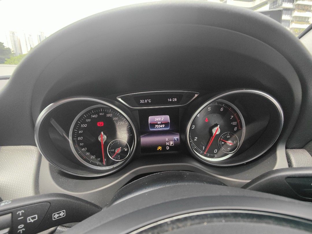 Mercedes-Benz GLA-Clas 180 Urban Auto (Category: Used Cars) located in Singapore. Submitted by petertan1221 (Listing ID 1456659336, Image 8). Description: 1 Teacher Owner! Extremely LOW MILEAGE done at 70,332km (average 8,800km per year only!) Always Parked Under Sheltered Car Park. C&C unit with service records! Original Paintwork and interior in very well kept condition! Buy with 2-yrs/40,000km warranty on engine and gearbox! Full loan availabl