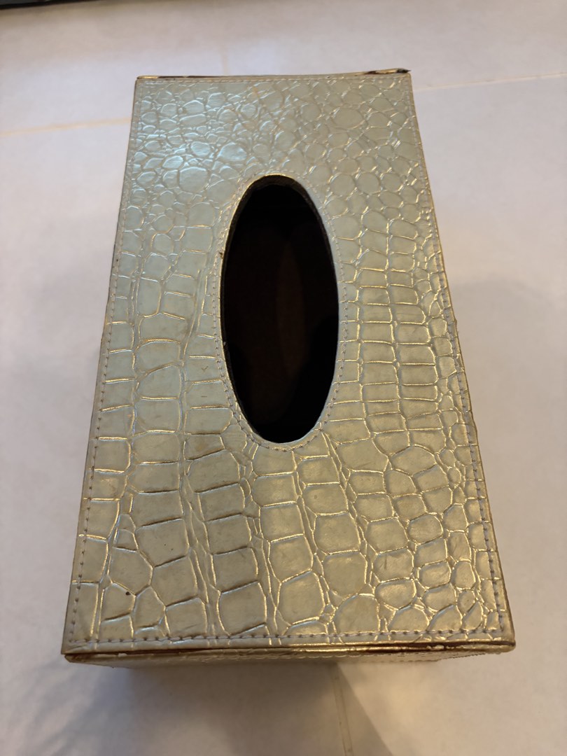 Listing background image