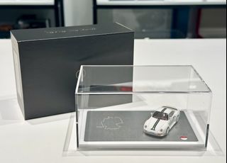 Petrolab x EDM 1/64 Porsche 959 White with Stripe