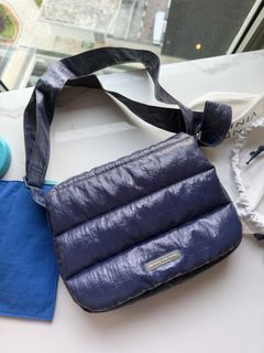 Beyond The Vines Puffer Crossbody Bag Navy Blue