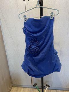 Blue dress