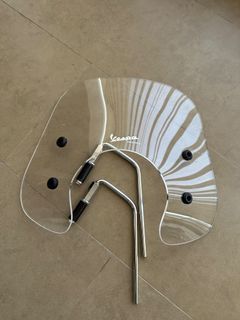 Vespa Primavera Wind Shield