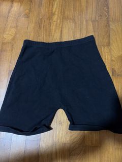 Brandy Melville John galt black biker shorts