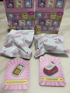Soap Studio Sanrio Blind Box Figures - Hello Kitty & Ahirunopekkle