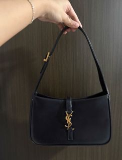 YSL Le 5 À 7 - Black Smooth Leather