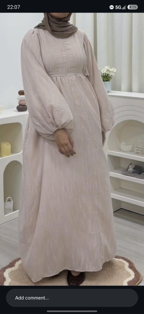 BRAND NEW Happyvibes FAYE Ballet Blush Maxi Dress with Balloon Sleeves (Category: Dresses) located in Singapore. Submitted by mellowdaisy (Listing ID 1457330637, Image 2). Description: - Flowy maxi dress - Soft ballet blush color - Cinched waist with tie detail - Elegant balloon sleeves - Textured fabric finish - Versatile: great for casual or dressed-up looks - Comfortable and chic.