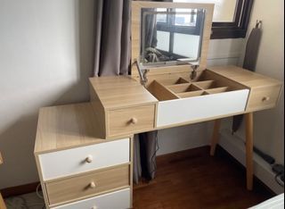 Wooden Vanity Table with Mirror and Storage