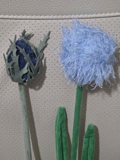 WTS CJ Hendry Hong Kong HK flower shop flower market plush flowers (BLUE ALLIUM POM POM) (DARK BLUE NAVY THISTLE)