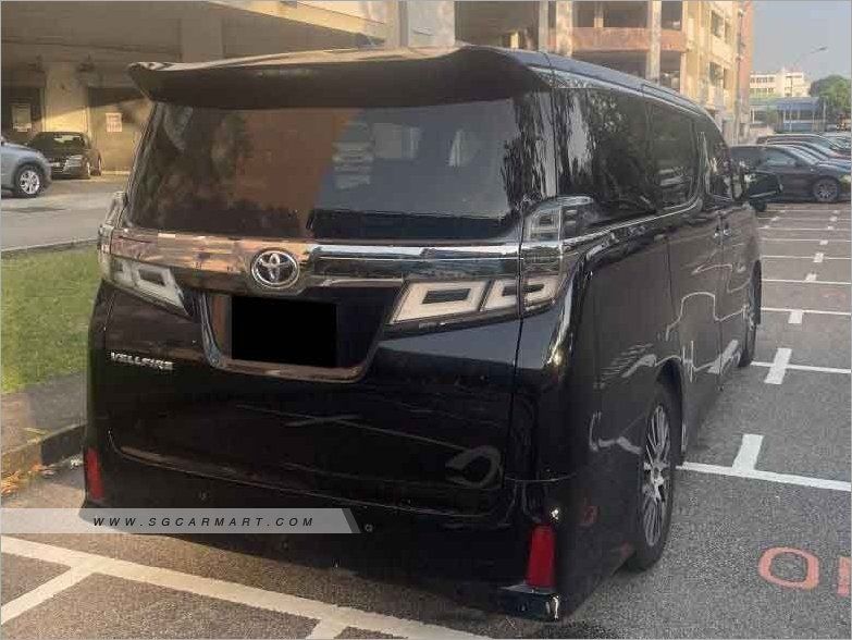 Toyota Vellfire 2.5 Z 7-Seater (A) (Category: Used Cars) located in Singapore. Submitted by carzworld.pteltd (Listing ID 1457571057, Image 2). Description: Viewing Strictly By Appointment Only! Low Interest Rate & Flexible Bank / In House Loan Available All Trade-In Are Welcome Message to: 💬96437773 Features Powered by a reliable 2.5cc 2.5L inline 4 cylinder DOHC engine producing 179bhp, super 7 speed CVT-I (A) transmission, keyless start/stop, 