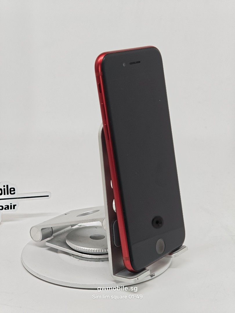 iPhone SE 2022 Red 128GB (Category: iPhone SE Series) located in Singapore. Submitted by gwmobile.sg (Listing ID 1457816010, Image 6). Description: .