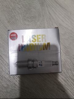 NGK Laser Iridium Spark Plugs IZFR6K13 x4