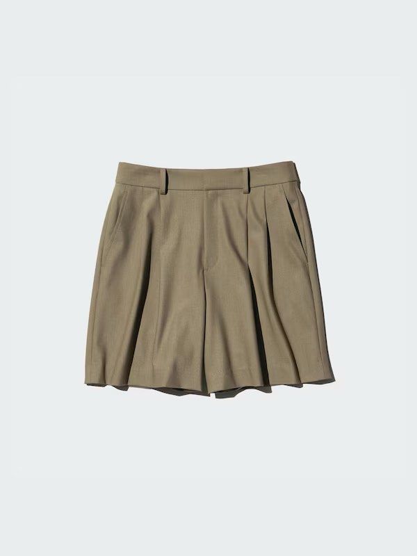 Uniqlo Pleated Shorts (Category: Shorts) located in Singapore. Submitted by autumnpie (Listing ID 1457712215, Image 7). Description: Loved this style of shorts and impulsively bought many of each about a year back, but put on a lot of weight before I could actually wear them. So these are basically washed but unworn. Each for $15. Negotiable for quick same-day deal at Blk 260 Kim Keat Avenue outside Giant. Exact cash only..