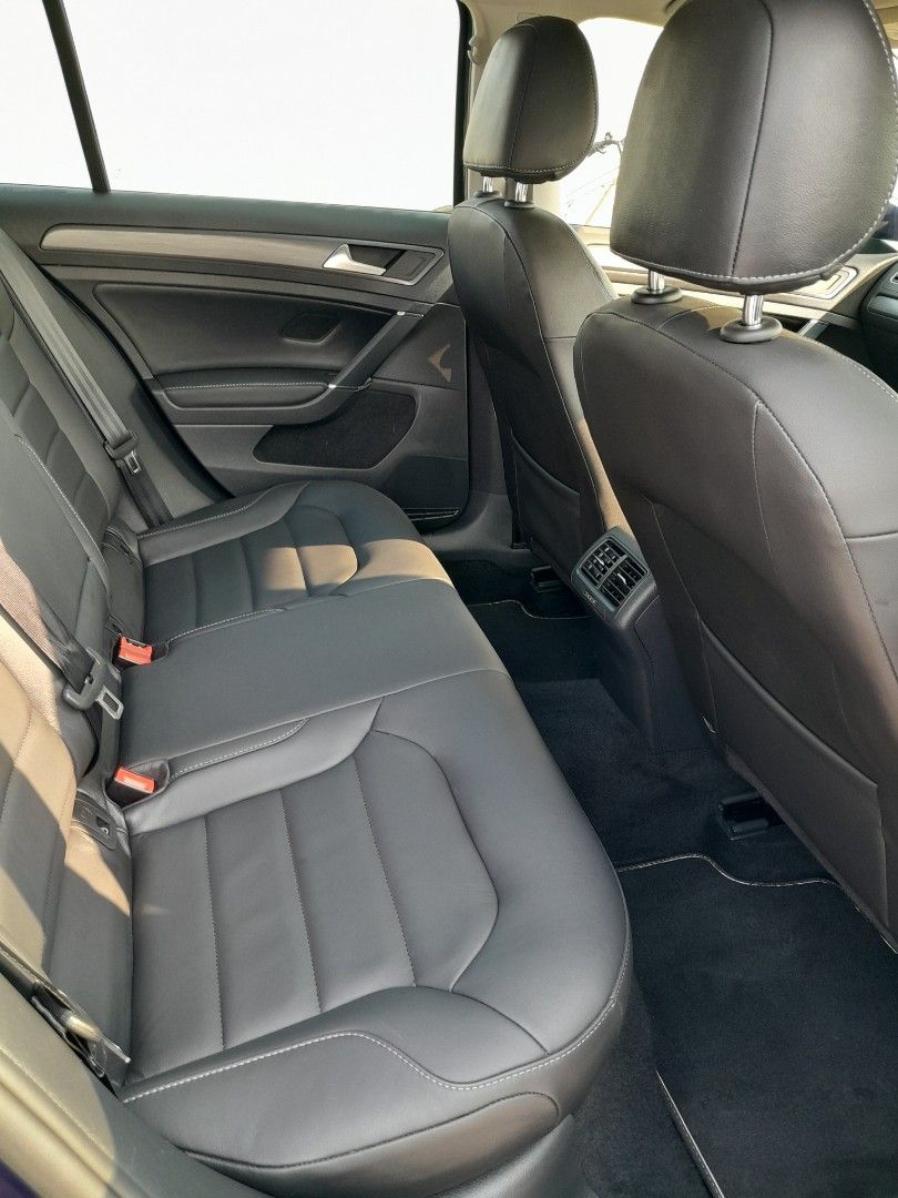 Volkswagen Golf 1.4A TSI Comfortline Auto (Category: Used Cars) located in Singapore. Submitted by preciseauto (Listing ID 1457735351, Image 5). Description: 🔥🔥BOSS SAY ALL MUST GO CLEARANCE SALE🔥🔥 🚨CHEAPEST CARS IN THE MARKET🚨 🚘$500 DRIVEAWAY🚘 🏦LOWEST INTEREST FROM 1.48%🏦 🟢1 YEAR WARRANTY🟢 🔧FREE 1 YEAR SERVICING🔧 🏬 Vehicle 120 Points INSPECTION CHECK By In House Workshop BEFORE we put them for SALE 🚕 PHV Drivers Welcomed 🔁 High 