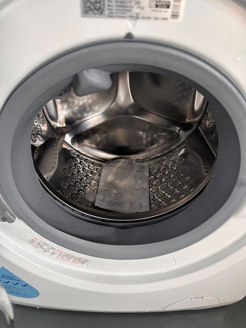 ♦️ ELECTROLUX 8KG/5KG WASHER DRYER Model: EWW8024P3EC $650 + Delivery $50 One Year Warranty By Electrolux | display set (new not used) 2 in 1 washing machine ☎️ CK 8083 3386 (Category: Washing Machines and Dryers) located in Singapore. Submitted by dazzlemoments (Listing ID 1457945316, Image 4). Description: ♦️ display set ♦️ ELECTROLUX 8KG/5KG WASHER DRYER Model: EWW8024P3EC $650 + Delivery $50 One Year Warranty By Electrolux ☎️ CK 8083 3386 w60