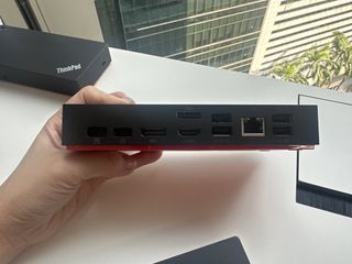Lenovo ThinkPad Universal USB-C Docking Station Type 40AY
