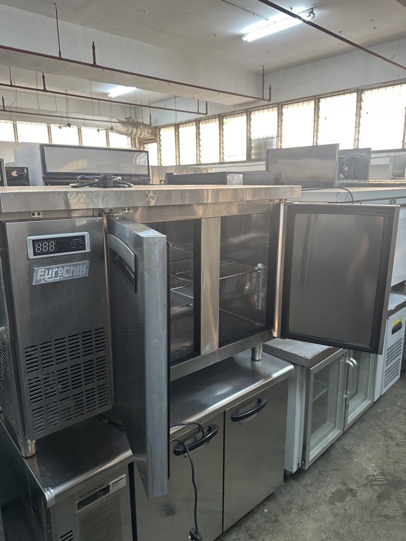 1.2m counter chiller. 2 door fridge. Free deliver with 3 months warranty (Category: Refrigerators & Freezers) located in Singapore. Submitted by linko_refrigeration (Listing ID 1458191206, Image 3). Description: Visit us: 02-01 & 04-04 1 kaki Bukit road 2 S417835 (Eunos warehouse complex) Opening hour: 9am to 8pm daily (Please let us know 1 hour before arriving to make sure we have staff to assist) View some stocks with price and photos at: https