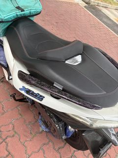 xmax Forged purple carbon pillion bar