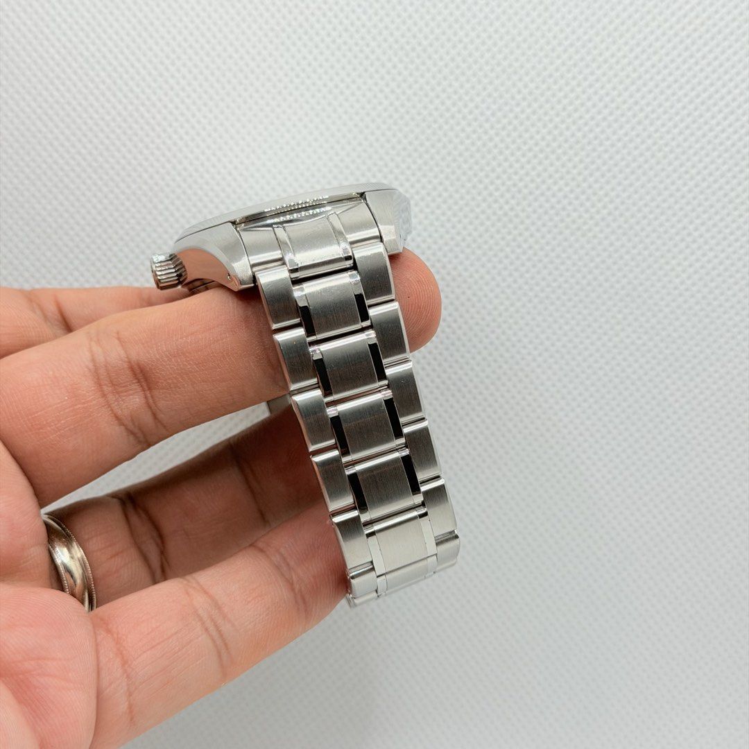 Pre Owned 11/2020 Grand Seiko Heritage Collection “Snowflake” SBGA431 GS (Category: Watches) located in Singapore. Submitted by worthytime (Listing ID 1458122258, Image 3). Description: 🫵Join our Tele-gram channel for latest updates: worthytime.biz/tele ➡️Grand Seiko Heritage Collection “Snowflake” SBGA431 ➡️November 2020 (1 Year In-House Warranty) ➡️Very Mint Condition (Unpolished) ➡️Full Complete Set 💡China Limited Edition 181 Pcs ✅Trade Up/D