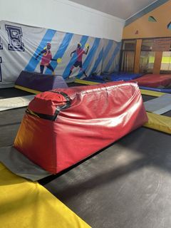 Vaulting Pyramid Foam Block